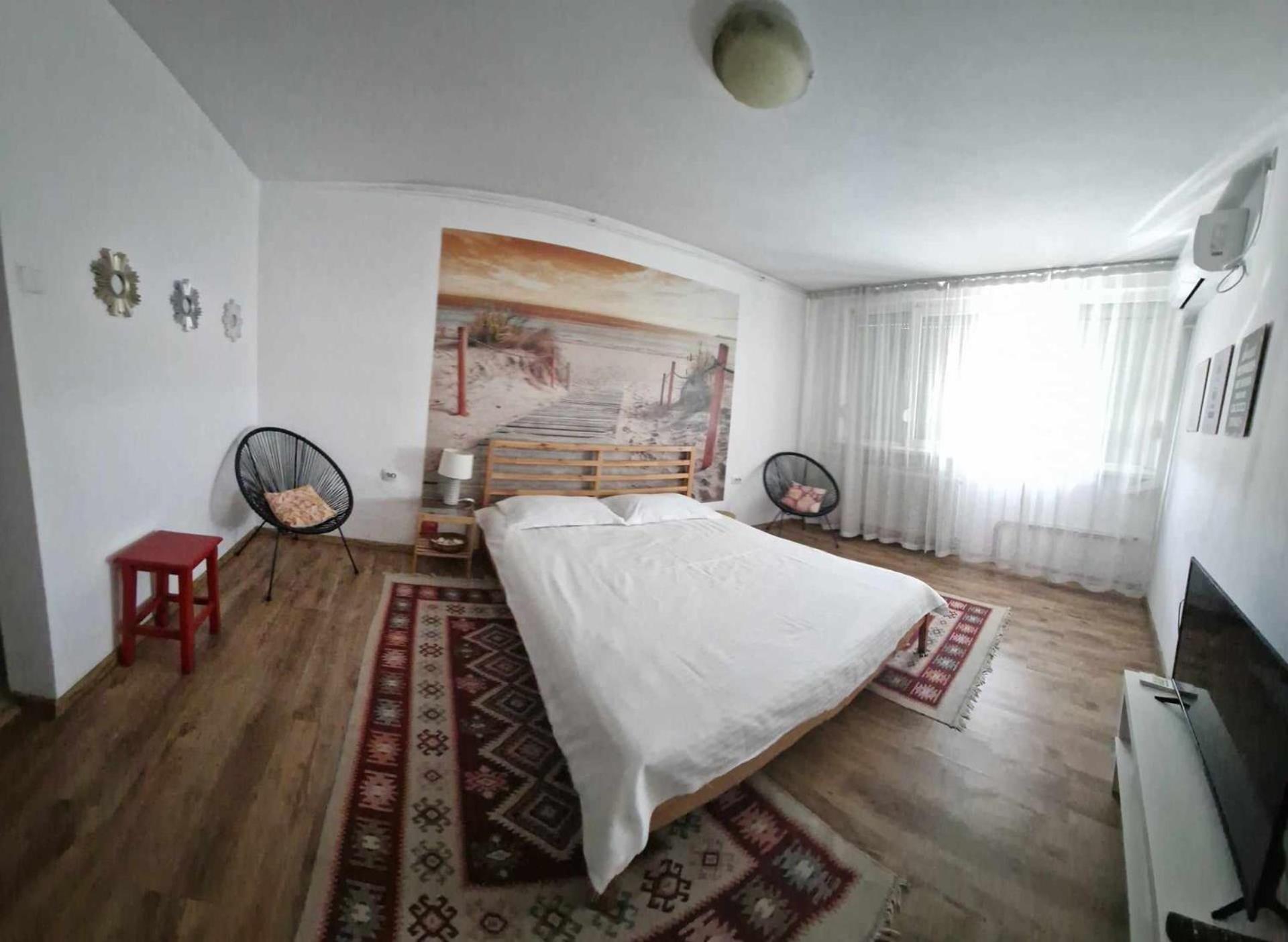 Studio Nefumatori Sunny Place, Self Check In Κραϊόβα Εξωτερικό φωτογραφία
