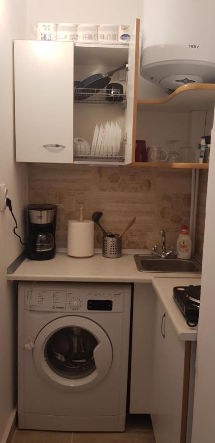 Studio Nefumatori Sunny Place, Self Check In Κραϊόβα Εξωτερικό φωτογραφία
